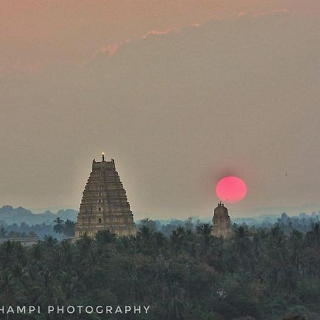 Thilak Home Stay Hampi Eksteriør bilde