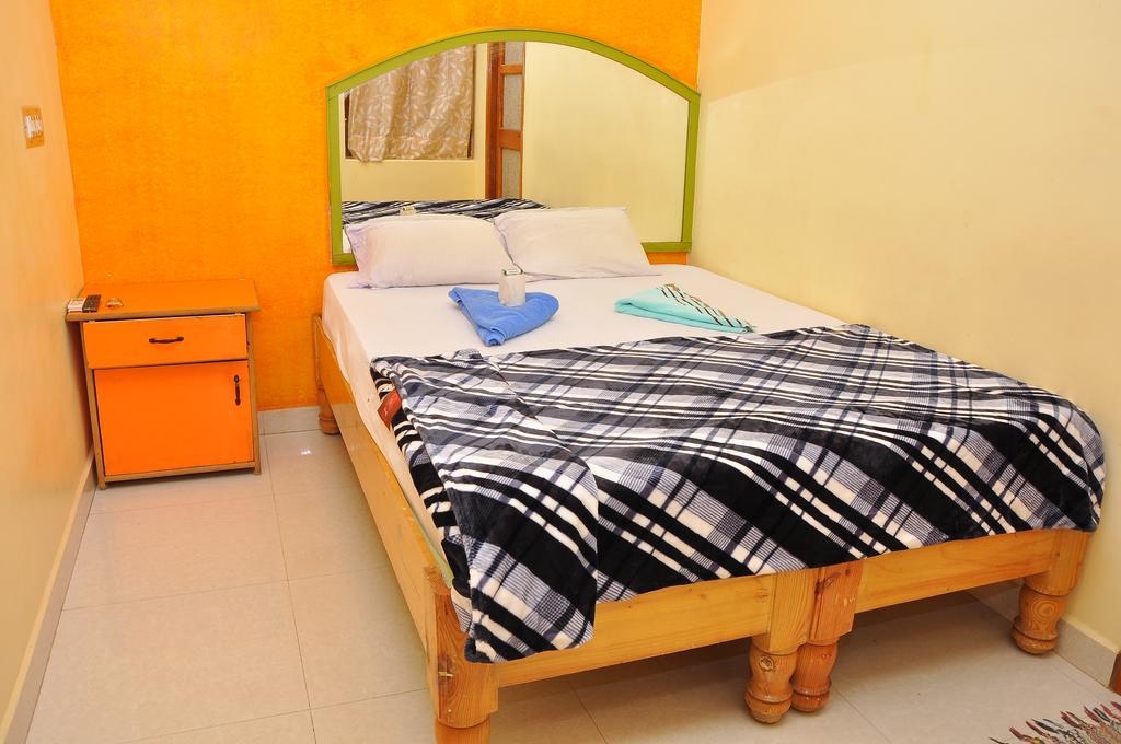 Thilak Home Stay Hampi Eksteriør bilde